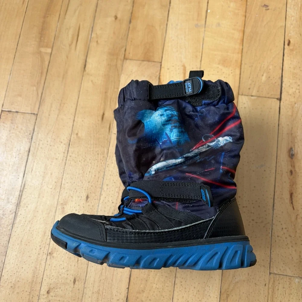 Stride Rite Toddler Made 2 Play Star Wars Sneaker Winter Boot, Black Size 10.5 W